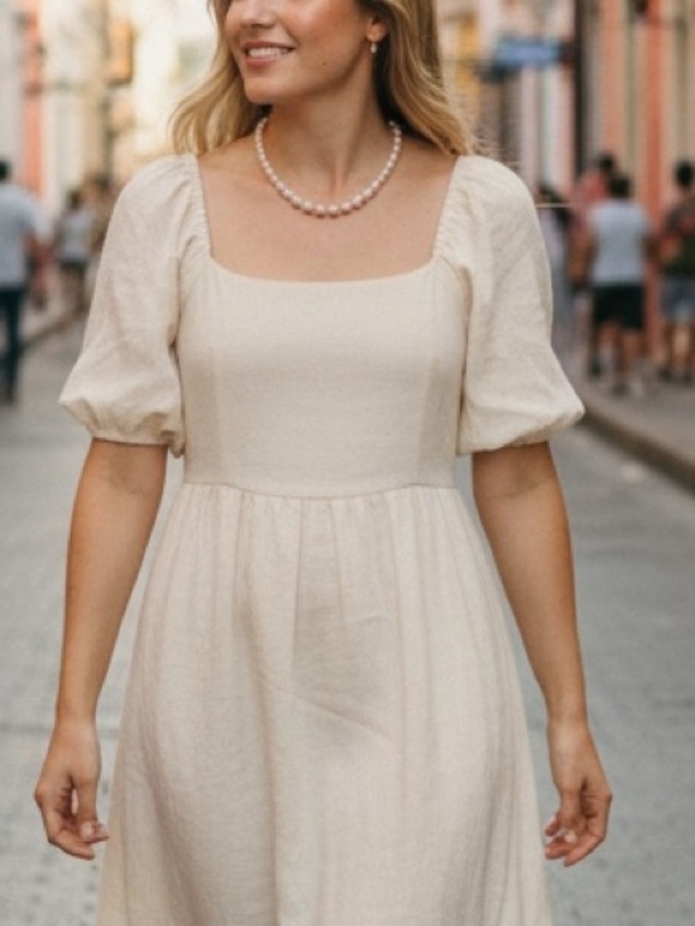 Elegant Gold faux Pearl Necklace